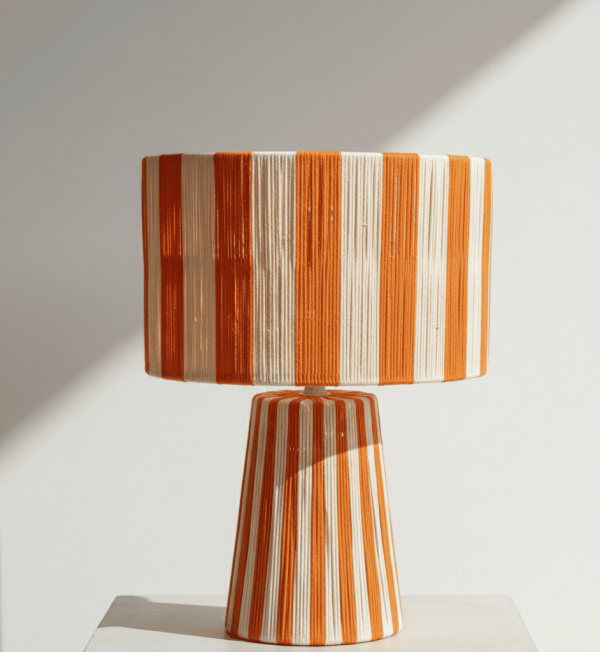 Lámpara Marroquí de Raffia Naranja - Iluminación Étnica Única- 55 x 30 cm