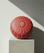Pouf marocchino in pelle rossa