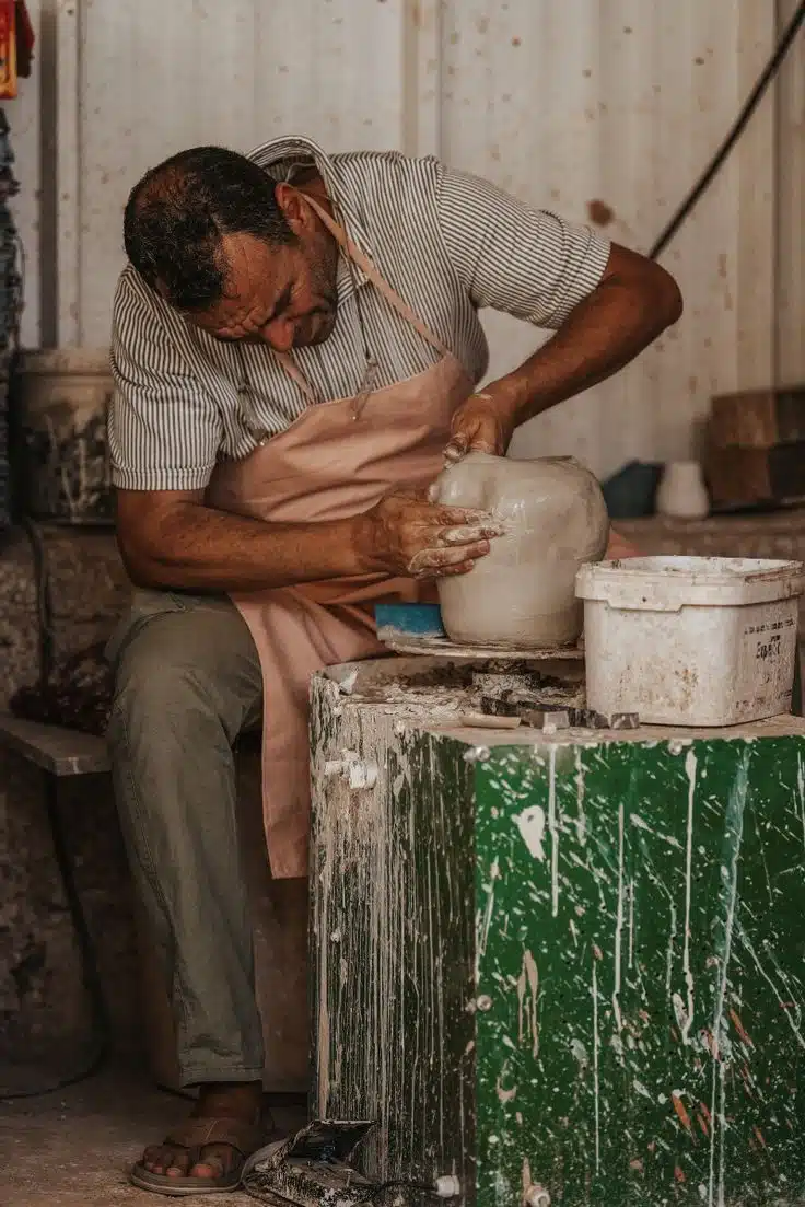 ¿Cómo se conserva la tradición de la artesanía en Marruecos?
