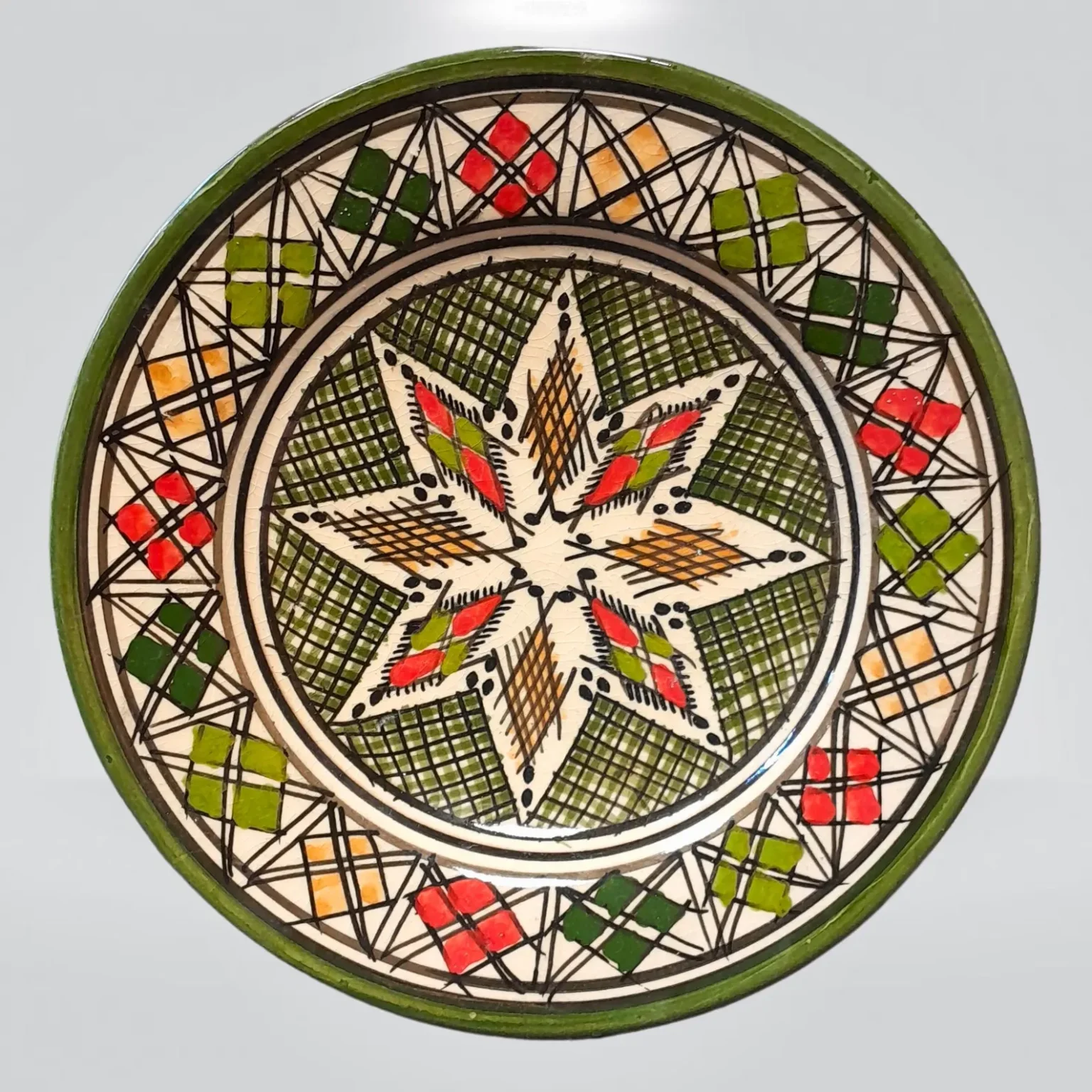 Handbemalter grüner marokkanischer Keramikteller – 17,5 cm