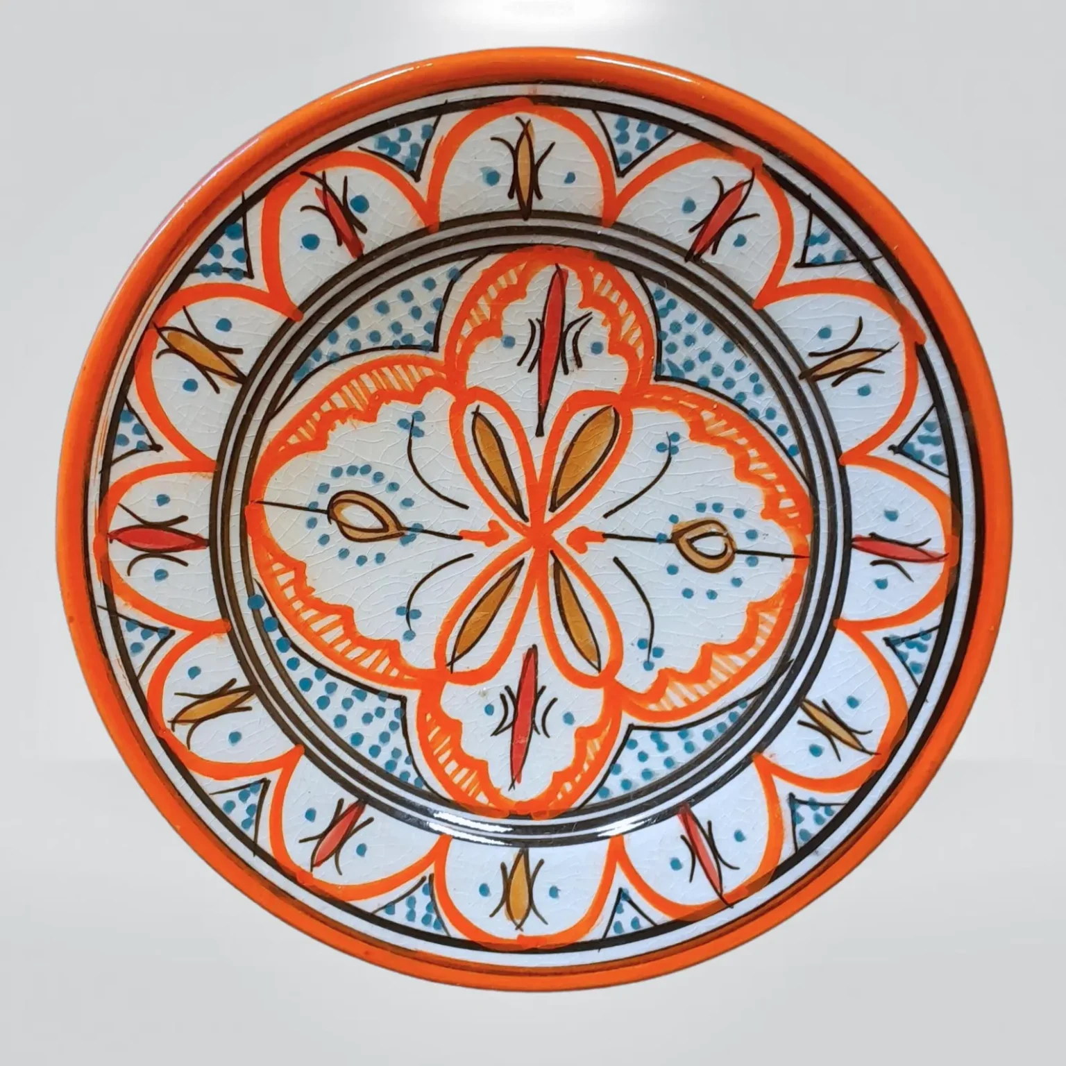 Handbemalter orangefarbener marokkanischer Keramikteller – 17,5 cm